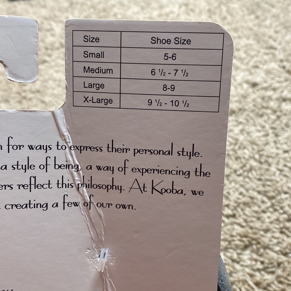 kooba | Memory Foam Fuzzy Slip On Slippers Size Large 8-9 NWT - Picture 5 of 6